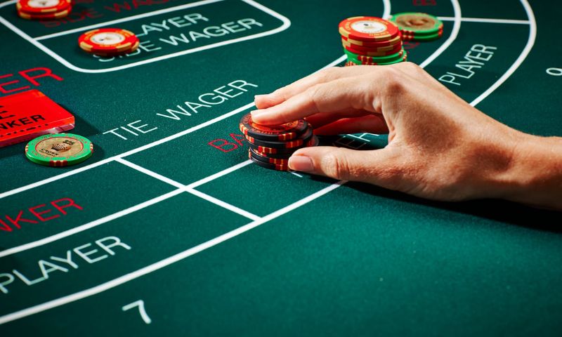 Tìm hiểu luật rút thêm bài trong Baccarat Cwin